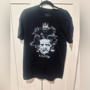 Hebru Brand T shirt size Medium